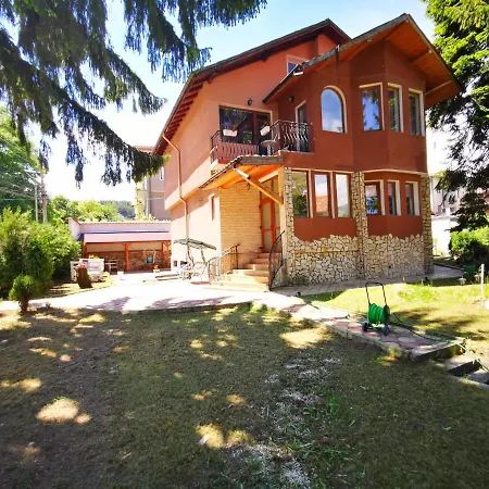 Casa Divna *