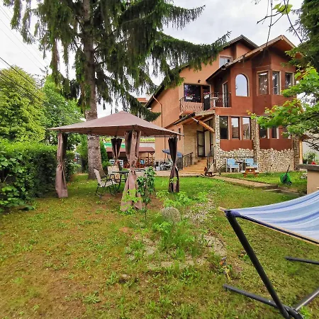 Guest house Casa Divna *