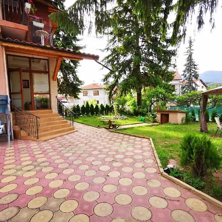 Casa Divna Guest house *